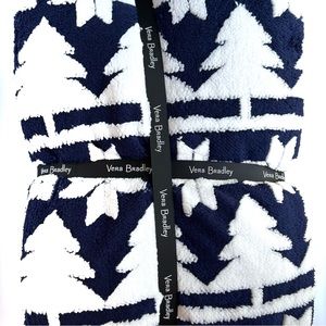NWT Vera Bradley Cozy Life Jacquard Throw Blanket- Nordic Forest Stripe